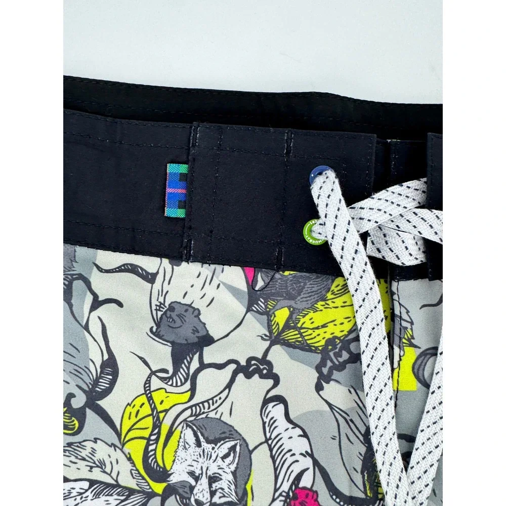 William Murray Hybrid Board Shorts Mens 36 Grey Animal Print Golf Swim Trunks‎